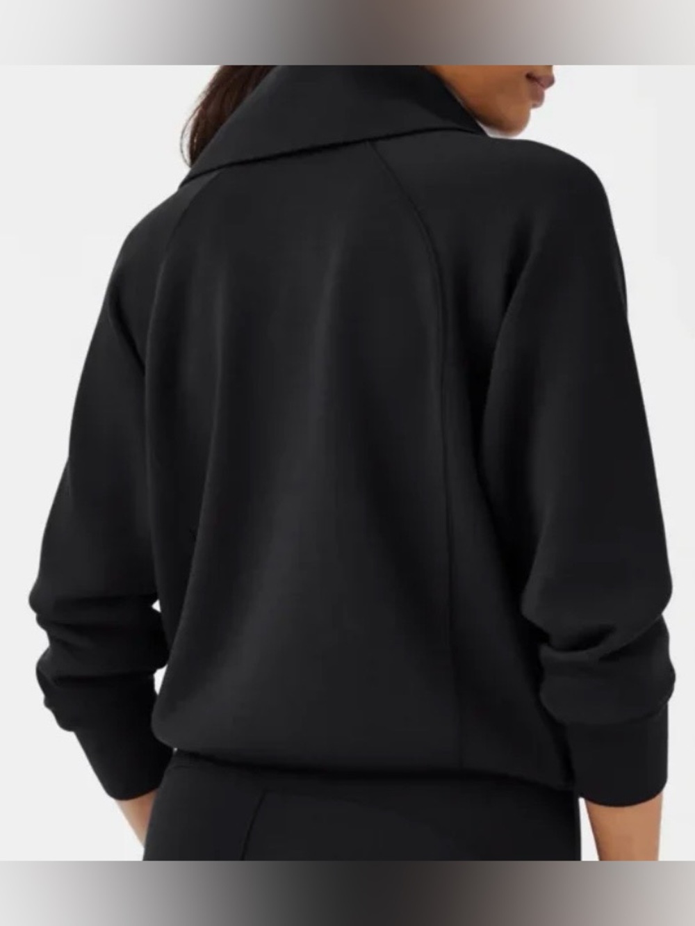 SPANX® AirEssentials® Half Zip
Top (Size 1X / 1T) super soft - Picture 3 of 12